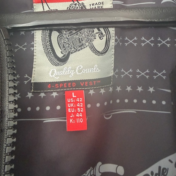 Motorcycle Vest - Picture 3 of 7